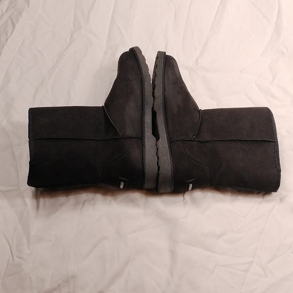 Makalu women's faux fur boots sized 9M - Picture 4 of 10